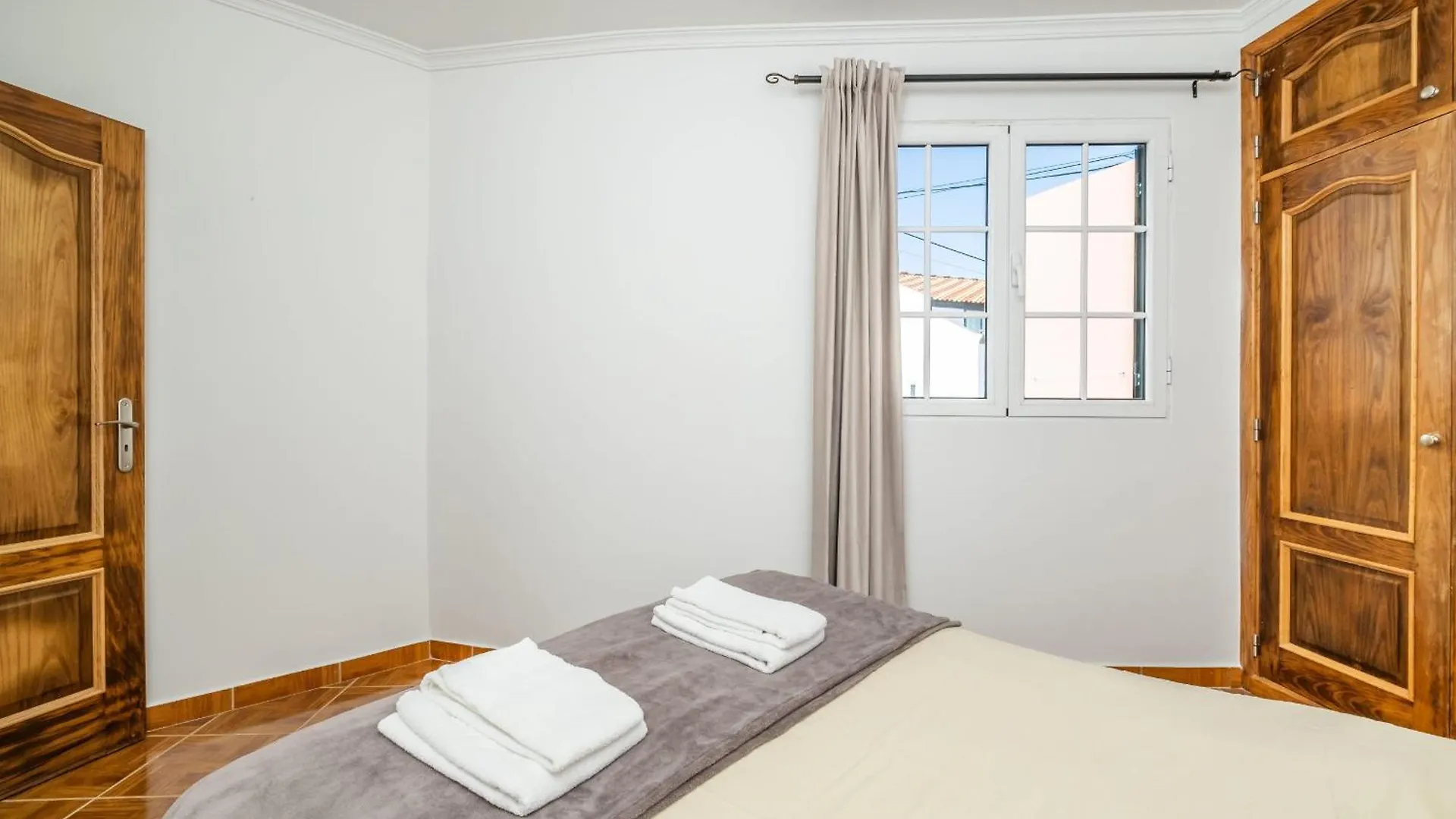 Sunset House Villa Ribeira Brava 0*,